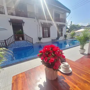 Pavilion & Travel Hotel